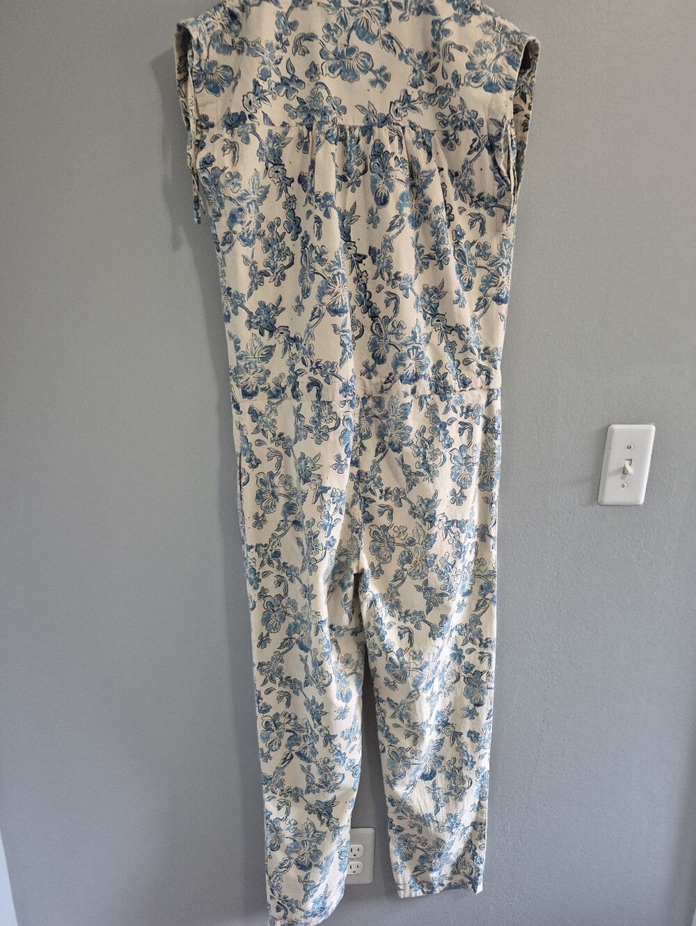 Matta NY Suma Bloom Jumpsuit with Tan and Blue Floral Print - XSmall - Picture 7 of 8